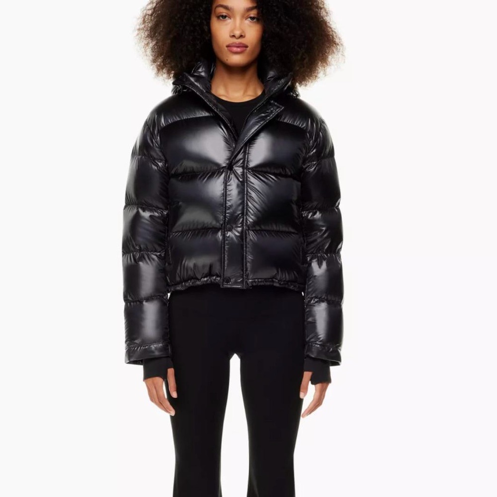 Aritzia SuperPuff Shorty Hi-Gloss in Black